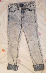 H&M acid wash high waisted jeans